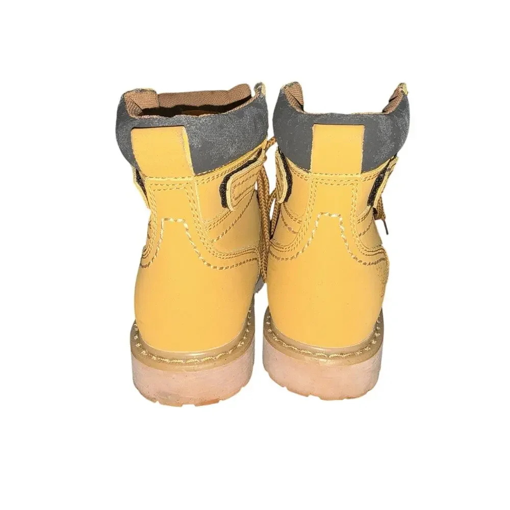 CAT Men's Beige Solid Leather Ankle Boots Size 6